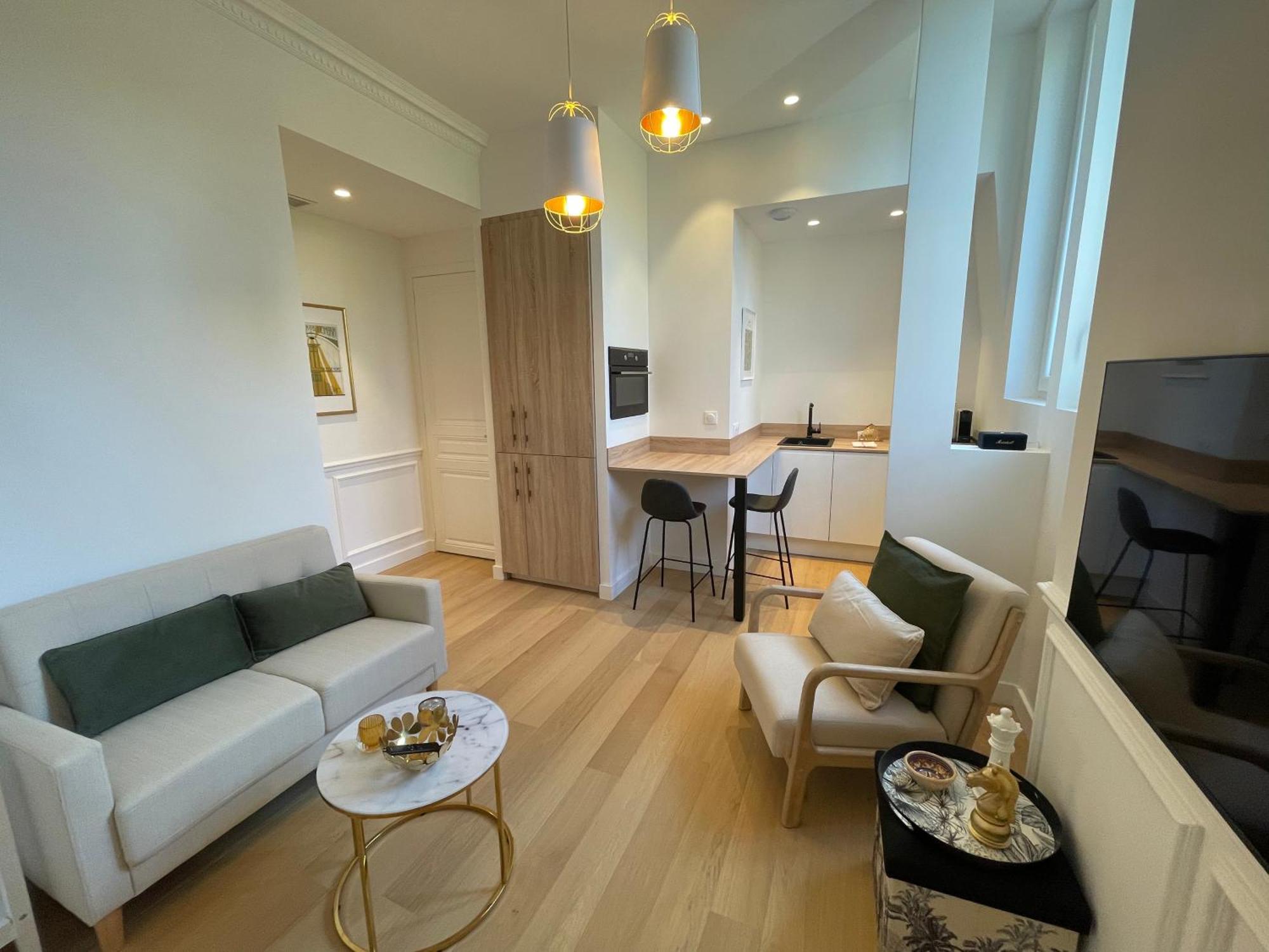 Appartements De Charme Du General Leclerc - Place D'Erlon - Hypercentre - Gare - Реймс Екстериор снимка