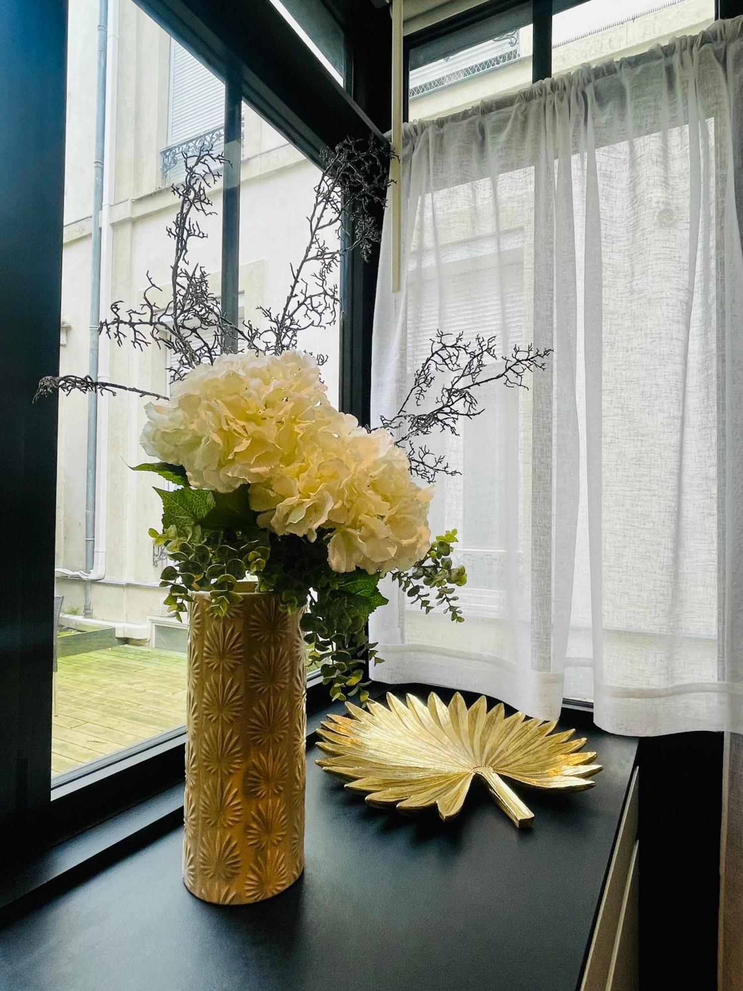 Appartements De Charme Du General Leclerc - Place D'Erlon - Hypercentre - Gare - Реймс Екстериор снимка