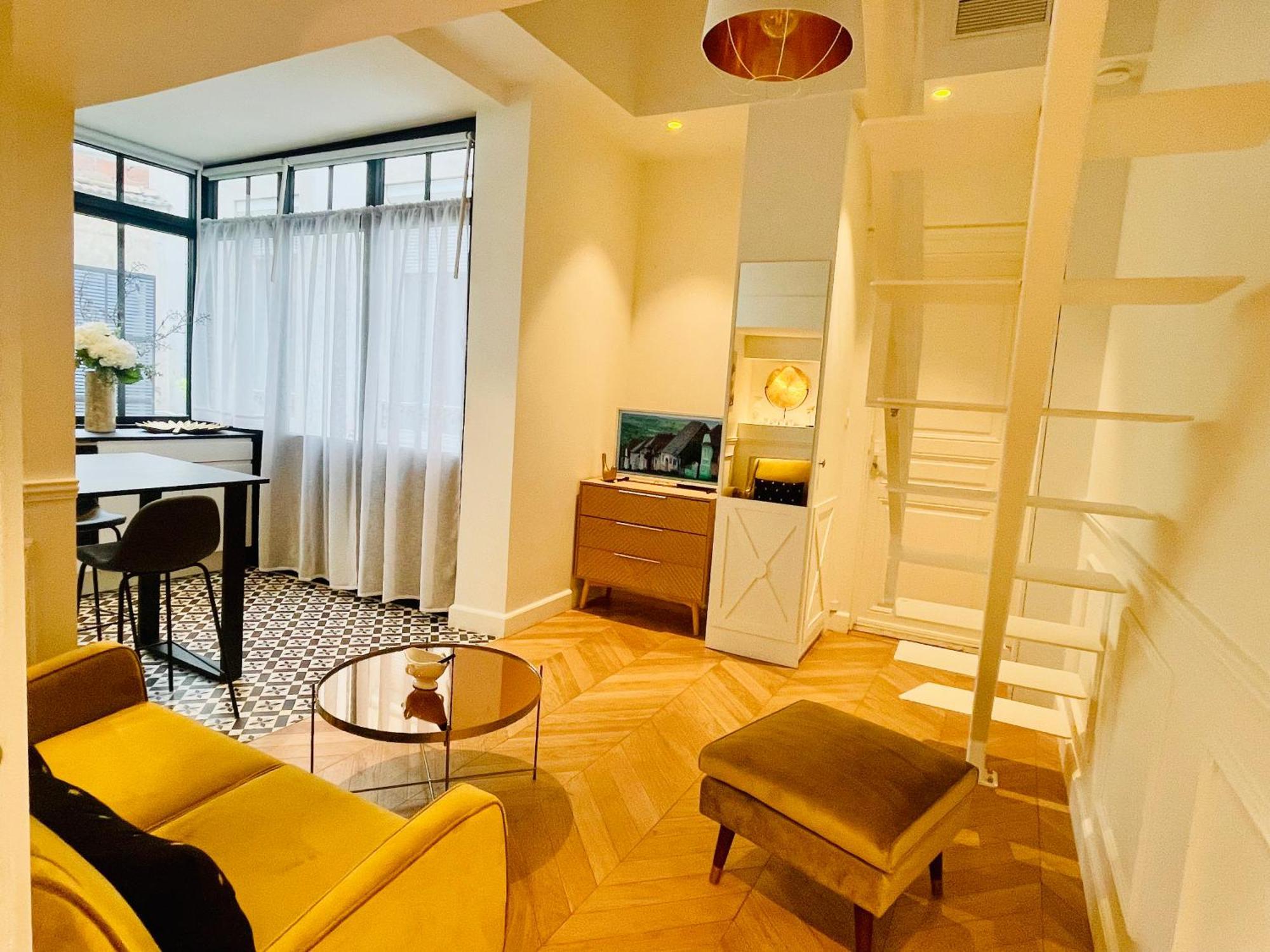 Appartements De Charme Du General Leclerc - Place D'Erlon - Hypercentre - Gare - Реймс Екстериор снимка