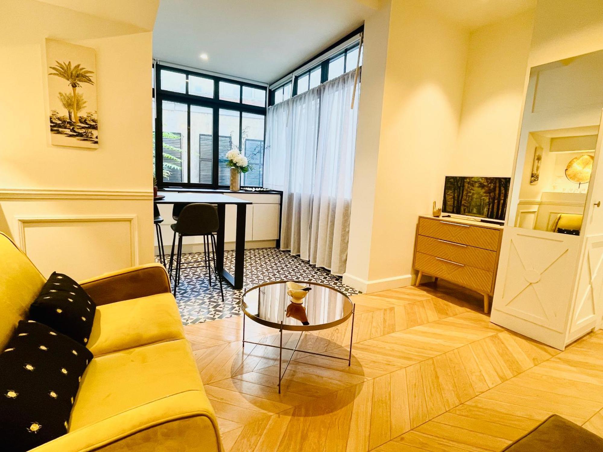Appartements De Charme Du General Leclerc - Place D'Erlon - Hypercentre - Gare - Реймс Екстериор снимка